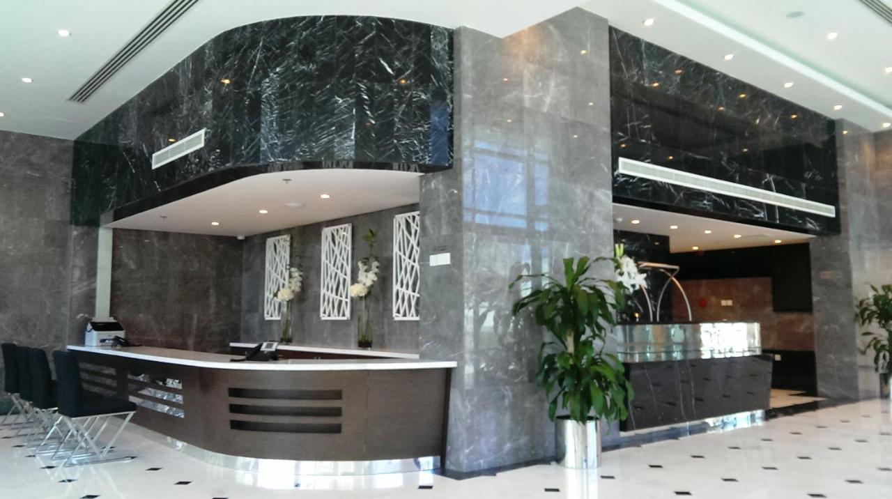 Tulip Hotel & Suites Manama Exterior foto